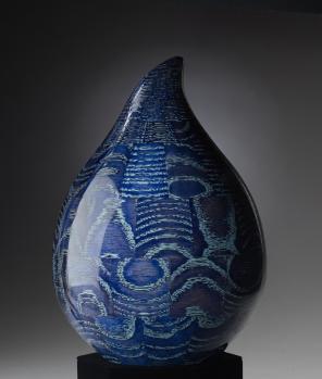 Choosing Unique and Artistic Cremation Urns