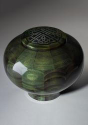 Celtic Knot Urn